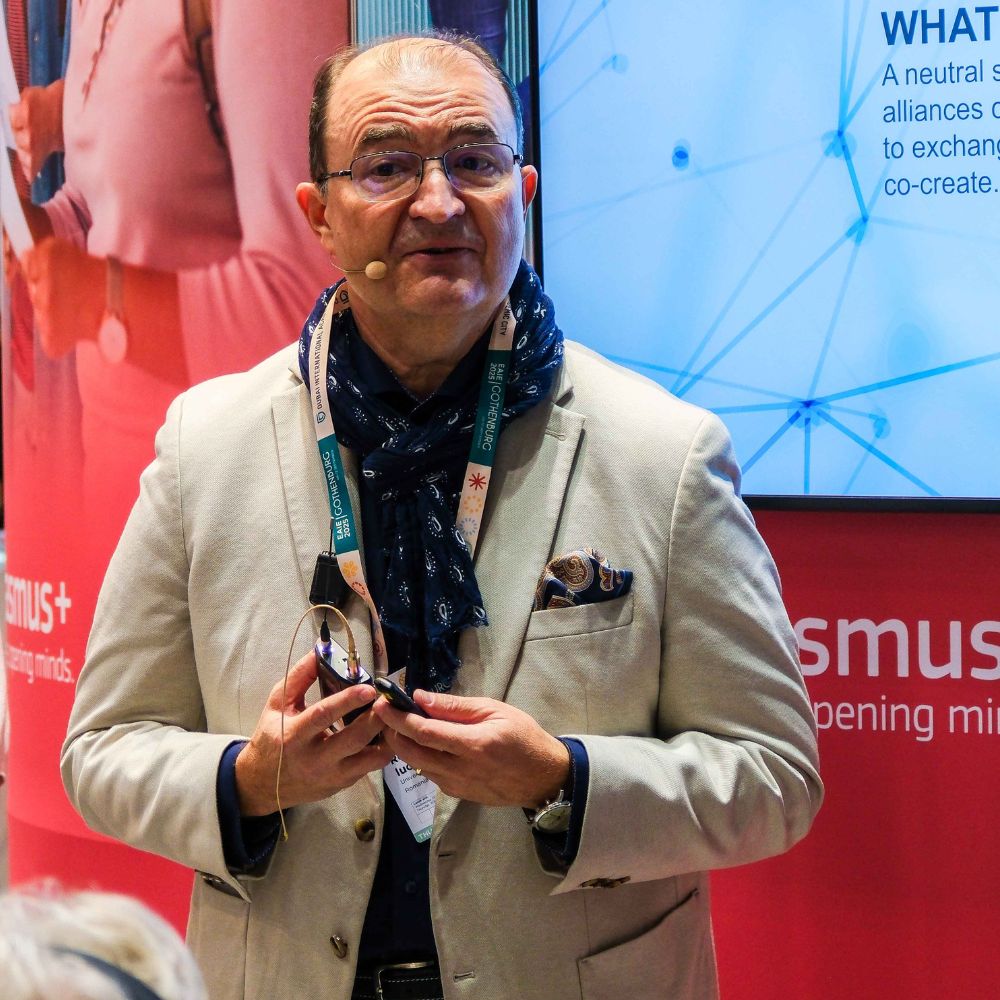 Professor Romiță Iucu, University of Bucharest